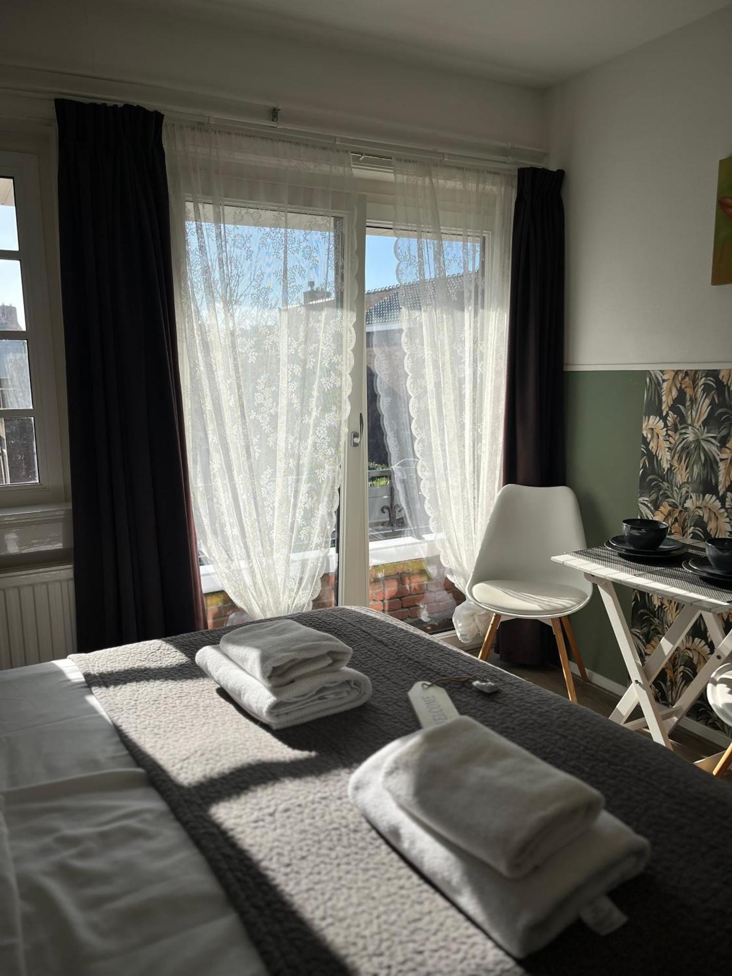 Bed & Breakfast Hotel 잔드보르트 외부 사진