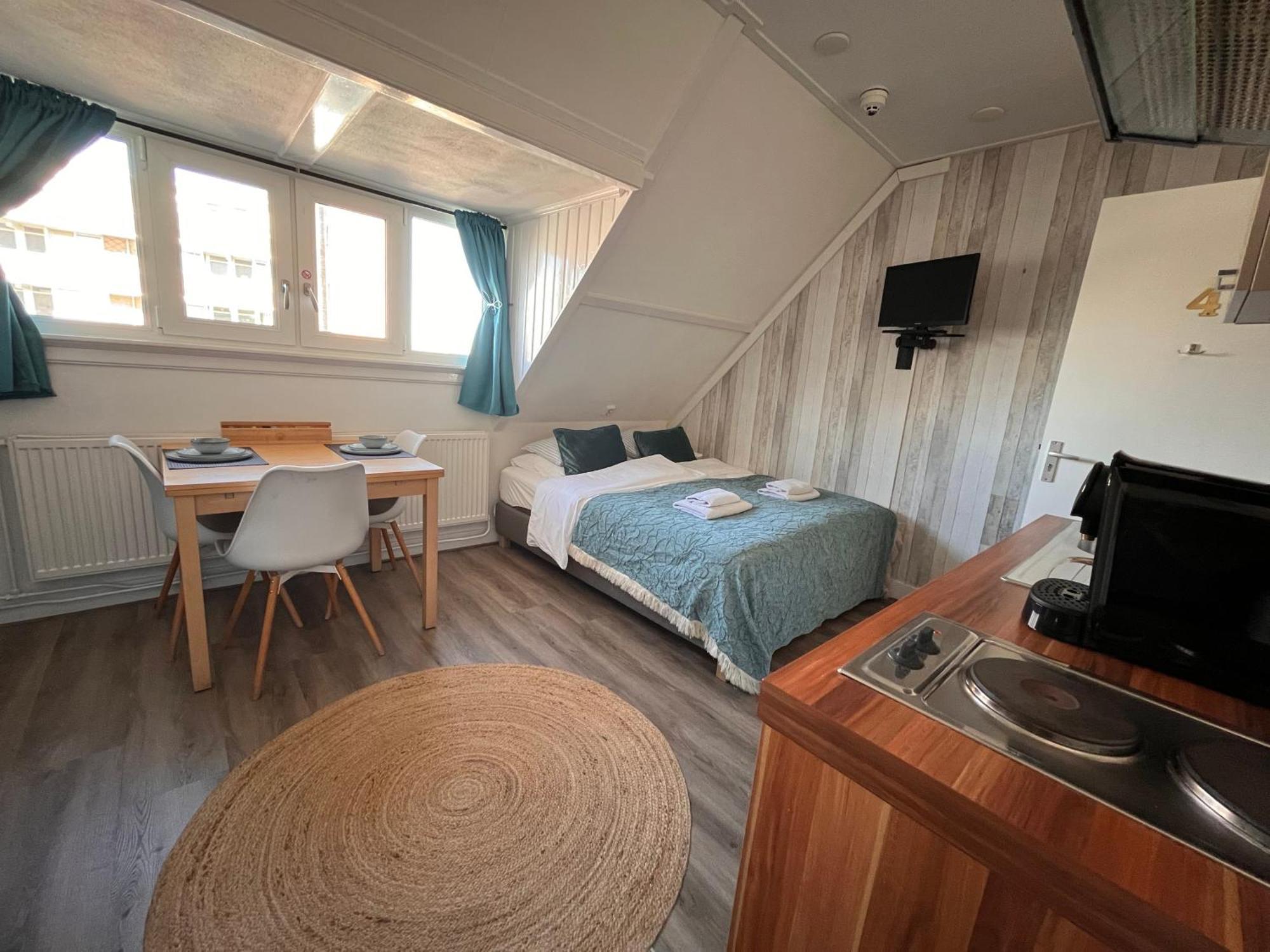 Bed & Breakfast Hotel 잔드보르트 외부 사진